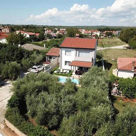 Bepo Villa Valbandon